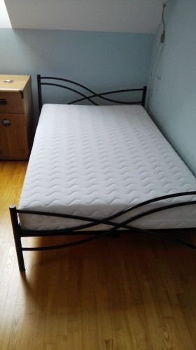 Łóżko metalowe Viola ze stelażem