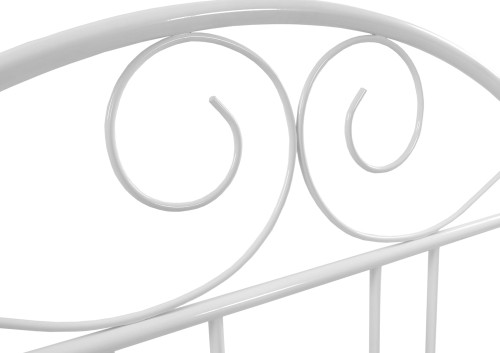 Łóżko metalowe Antic ze stelażem