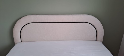 Łóżko tapicerowane Nello z pojemnikiem lub bez