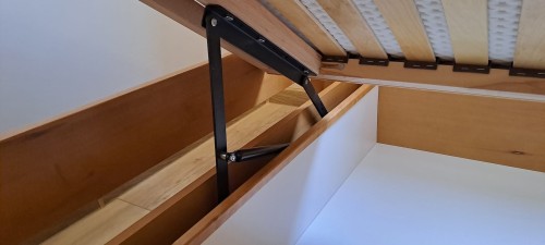 Łóżko sosnowe z pojemnikiem z  Lolek 2