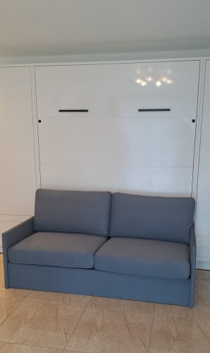 Półkotapczan z sofą GENIUS 140x200 lub 160x200 cm kolory matowe, rozwiązanie do małych pomieszczeń (sofa z pojemnikiem)