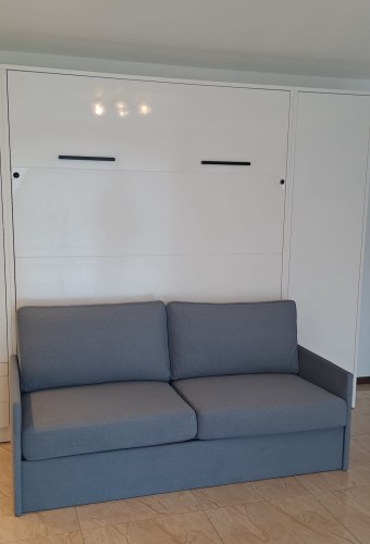 Półkotapczan z sofą GENIUS 140x200 lub 160x200 cm kolory matowe, rozwiązanie do małych pomieszczeń (sofa z pojemnikiem)