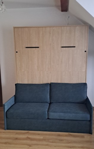 Półkotapczan z sofą GENIUS 140x200 lub 160x200 cm kolory matowe, rozwiązanie do małych pomieszczeń (sofa z pojemnikiem)