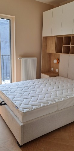 Podwieszany panel tapicerowany do korpusu wolnostojącego New Elegance SLEEP VARIA