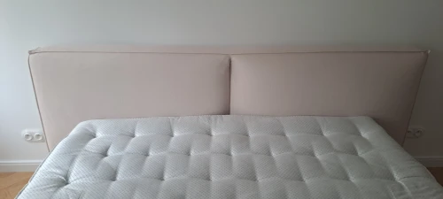 Łóżko tapicerowane Tavira