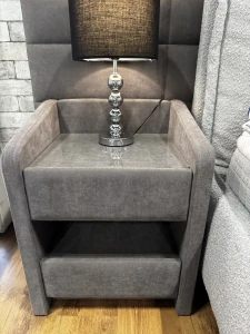 Stolik nocny kontynentalny E Outlet