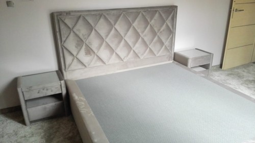 Wezgłowie 402 do łóżka kontynentalnego New Elegance