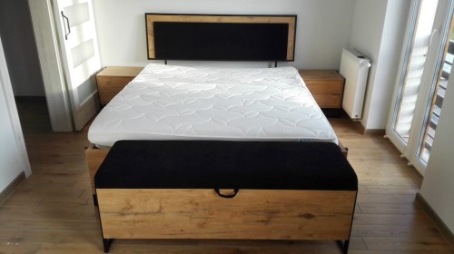 Łóżko Loft bez pojemnika lub z pojemnikiem