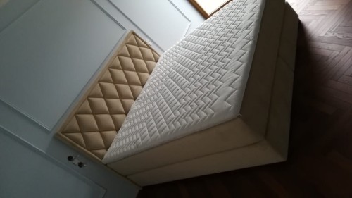 Wezgłowie 402 do łóżka kontynentalnego New Elegance