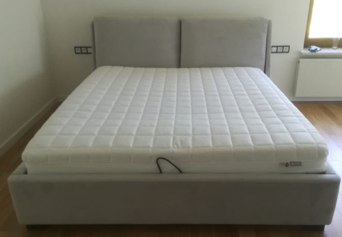 Łóżko tapicerowane Monaco z pojemnikiem lub bez