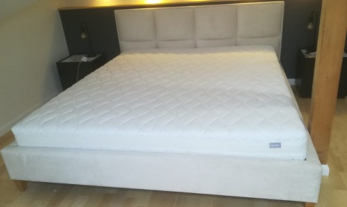 Łóżko tapicerowane Quaddro Plus