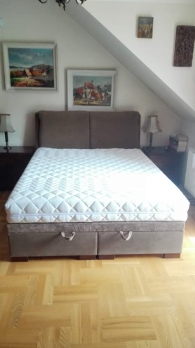 Podstawa Z łóżka kontynentalnego z pojemnikiem New Elegance